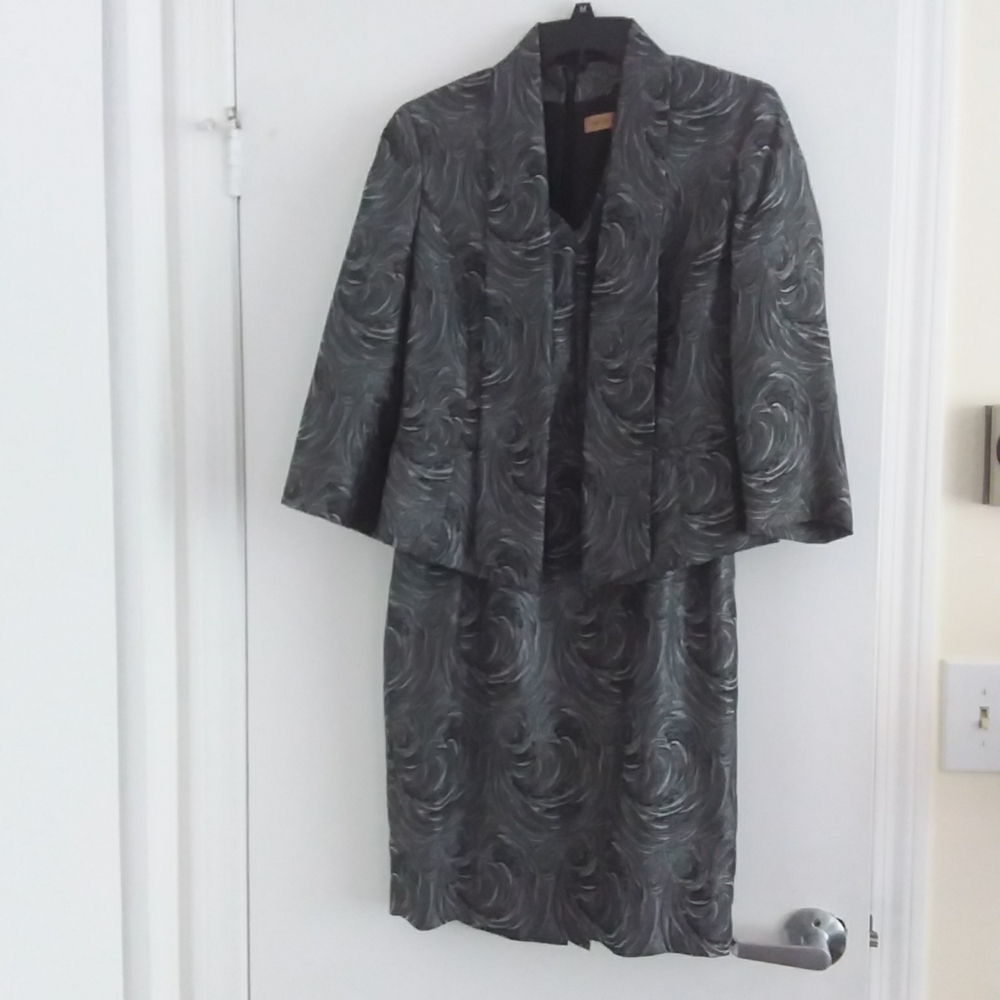 Nipon Boutique 2pc suit dress and jacket 6-8